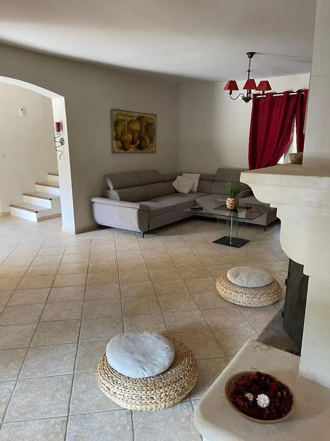 Villa Provencale 8 Personnes Ventabren